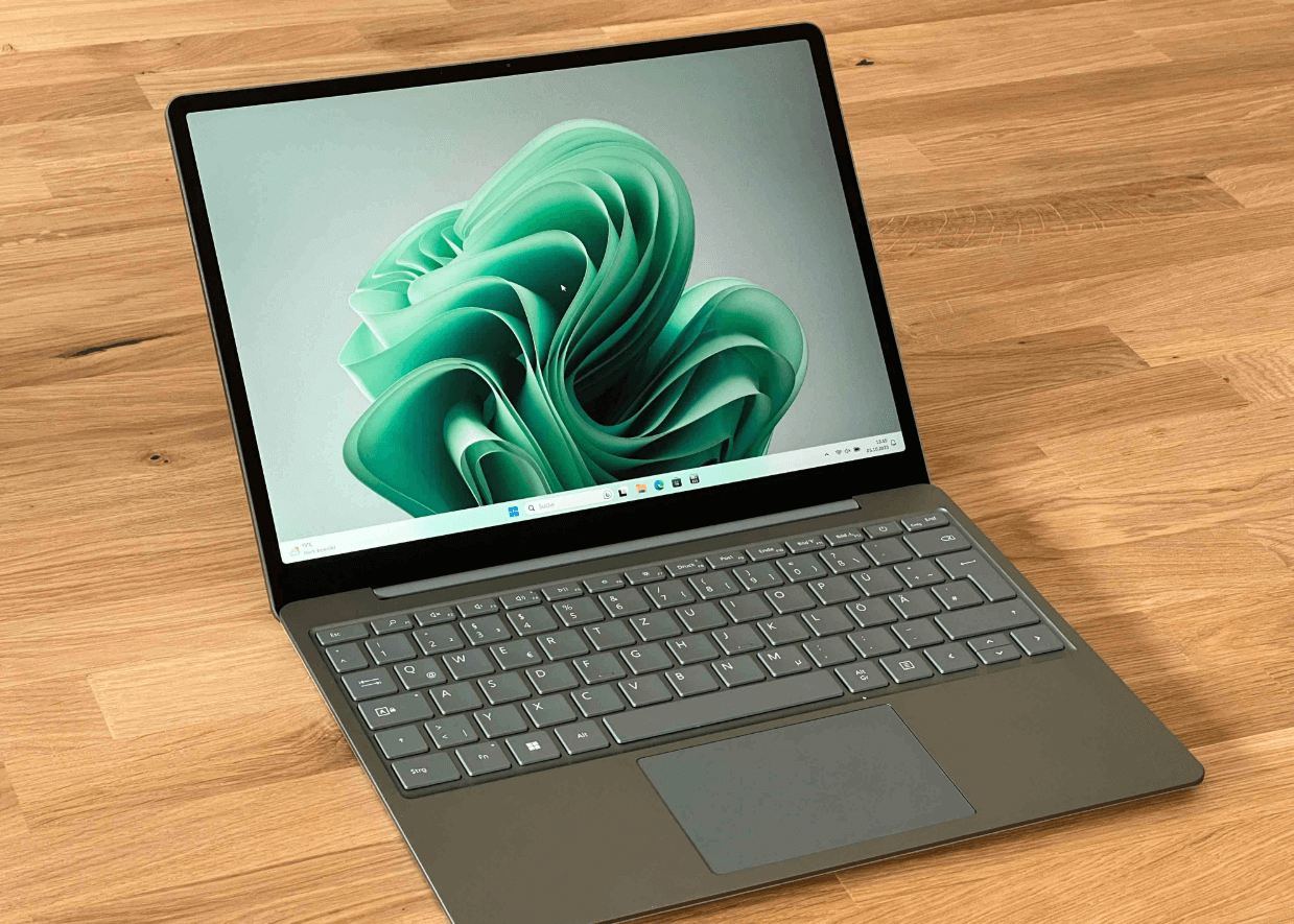 Ngetes Microsoft Surface Laptop Go 3  Laptop Ringan Nggak Bikin Ribet Kamu