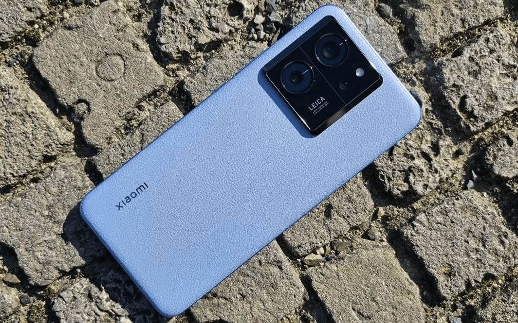 Genggam Xiaomi 13T Rasakan Sensasi HP Mahal di Tangan Kamu Tanpa Bikin Dompet Menjerit