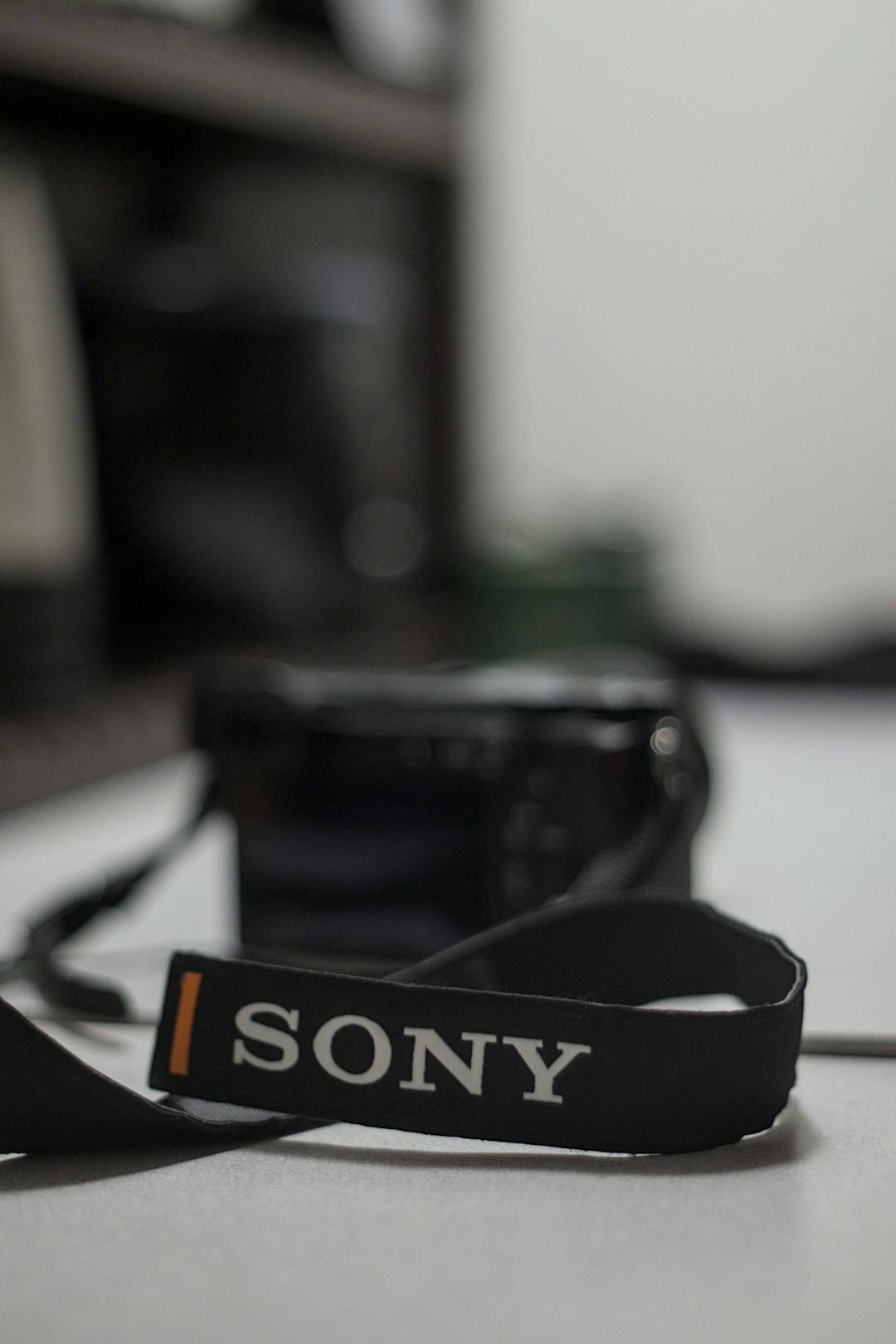 Sony WH-1000XM5 Mengapa Ini Wajib Jadi Pelarian Tenang Kamu dari Keriuhan Kota