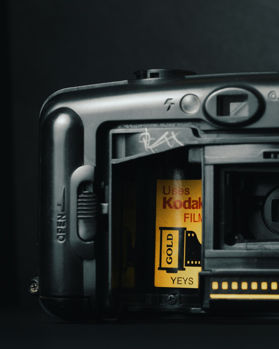 Jalan-Jalan Pake Fujifilm X100VI Bikin Kamu Berasa Fotografer Pro Dadakan