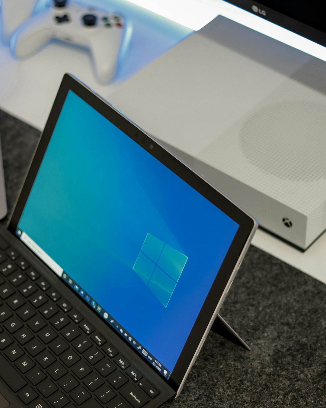 Microsoft Surface Pro 9 Ini Tablet Atau Laptop Sih Kamu Pasti Bingung Kalau Udah Rasain Sendiri