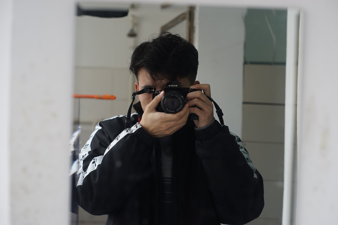Aku habis nyobain Xiaomi 13 Ultra dan serius deh, kamu wajib tahu rasanya jadi ‘sutradara’ foto sehari-hari