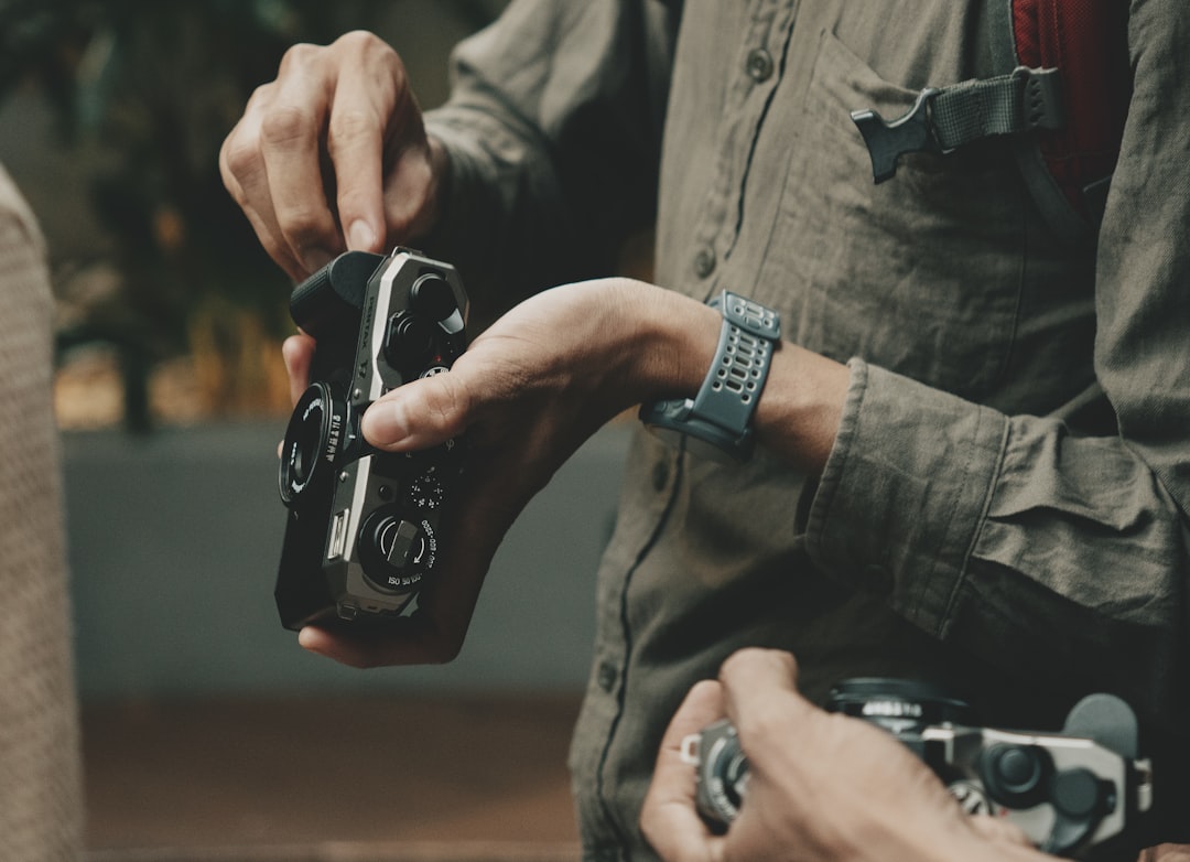 Canon EOS R5 di tanganmu bikin jepretanmu naik kelas tanpa perlu les serius deh